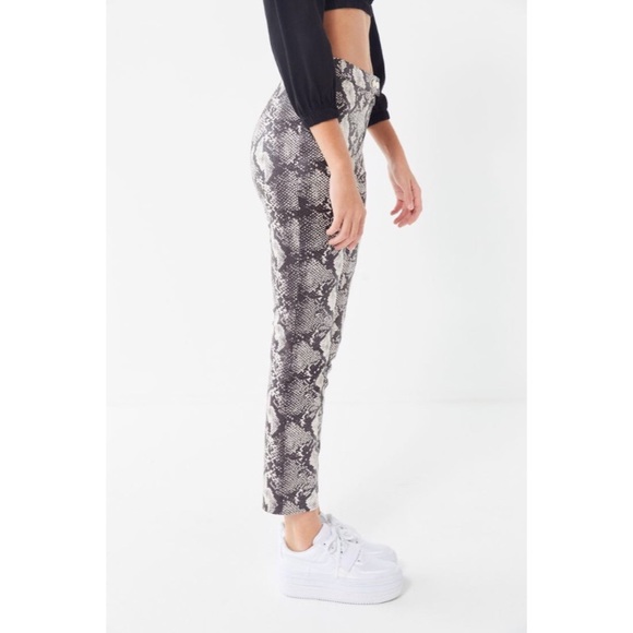 snake print pants - Picture 5 of 5